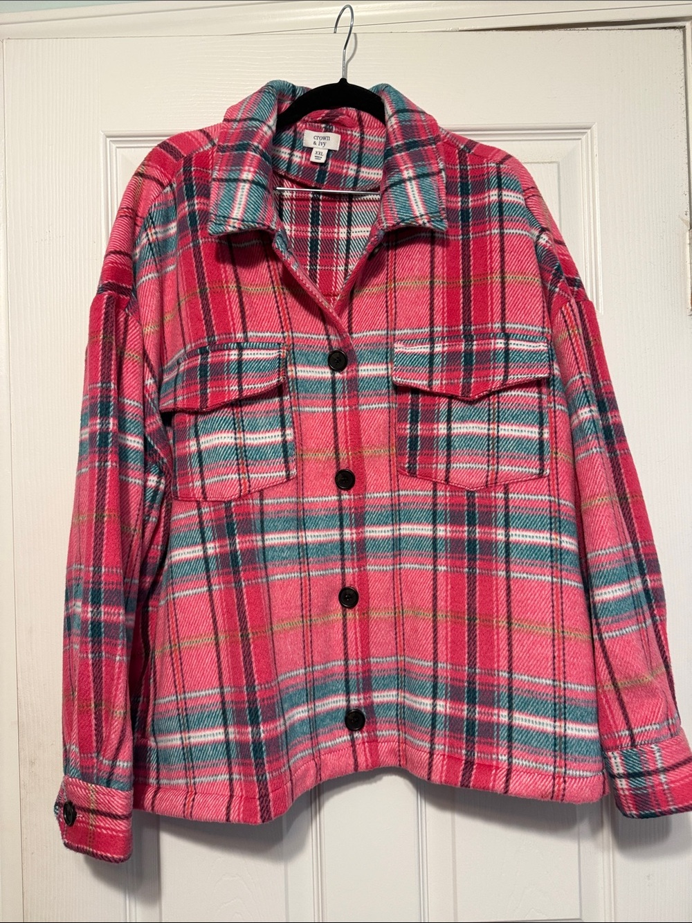 Crown & Ivy  Pink Plaid Button-Front Shacket